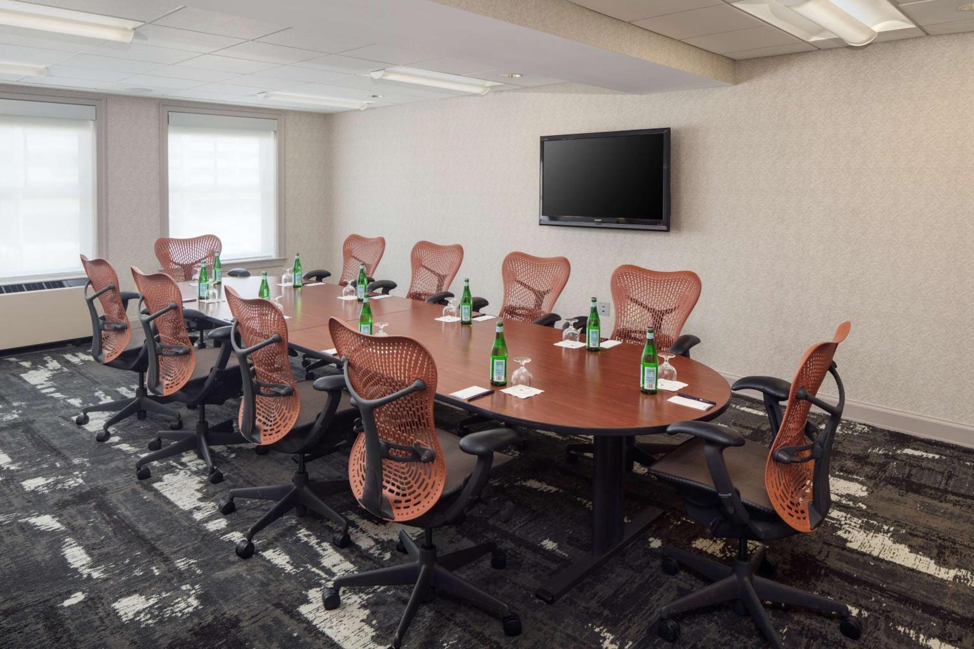 Doubletree Suites By Hilton Hotel Detroit Downtown - Fort Shelby Екстер'єр фото