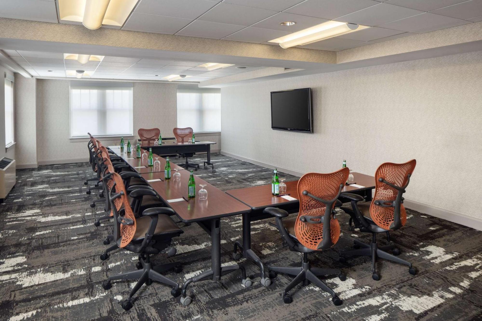 Doubletree Suites By Hilton Hotel Detroit Downtown - Fort Shelby Екстер'єр фото