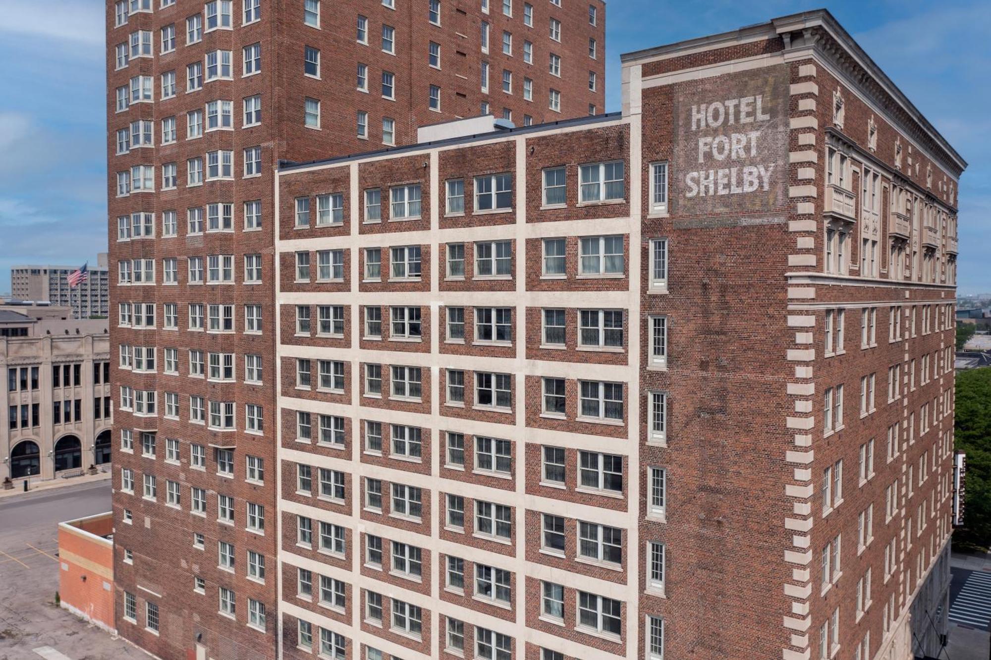 Doubletree Suites By Hilton Hotel Detroit Downtown - Fort Shelby Екстер'єр фото